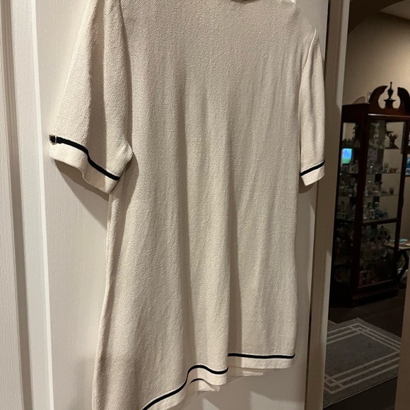 St. John Collection by Marie Gray  sweater short sleeves size 12 - Picture 4 of 8